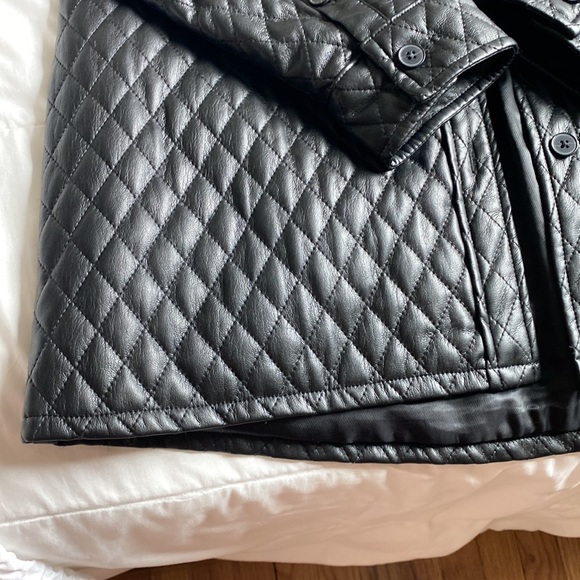 Aritzia Sunday Best Flynn Shirt Jacket - Picture 4 of 8